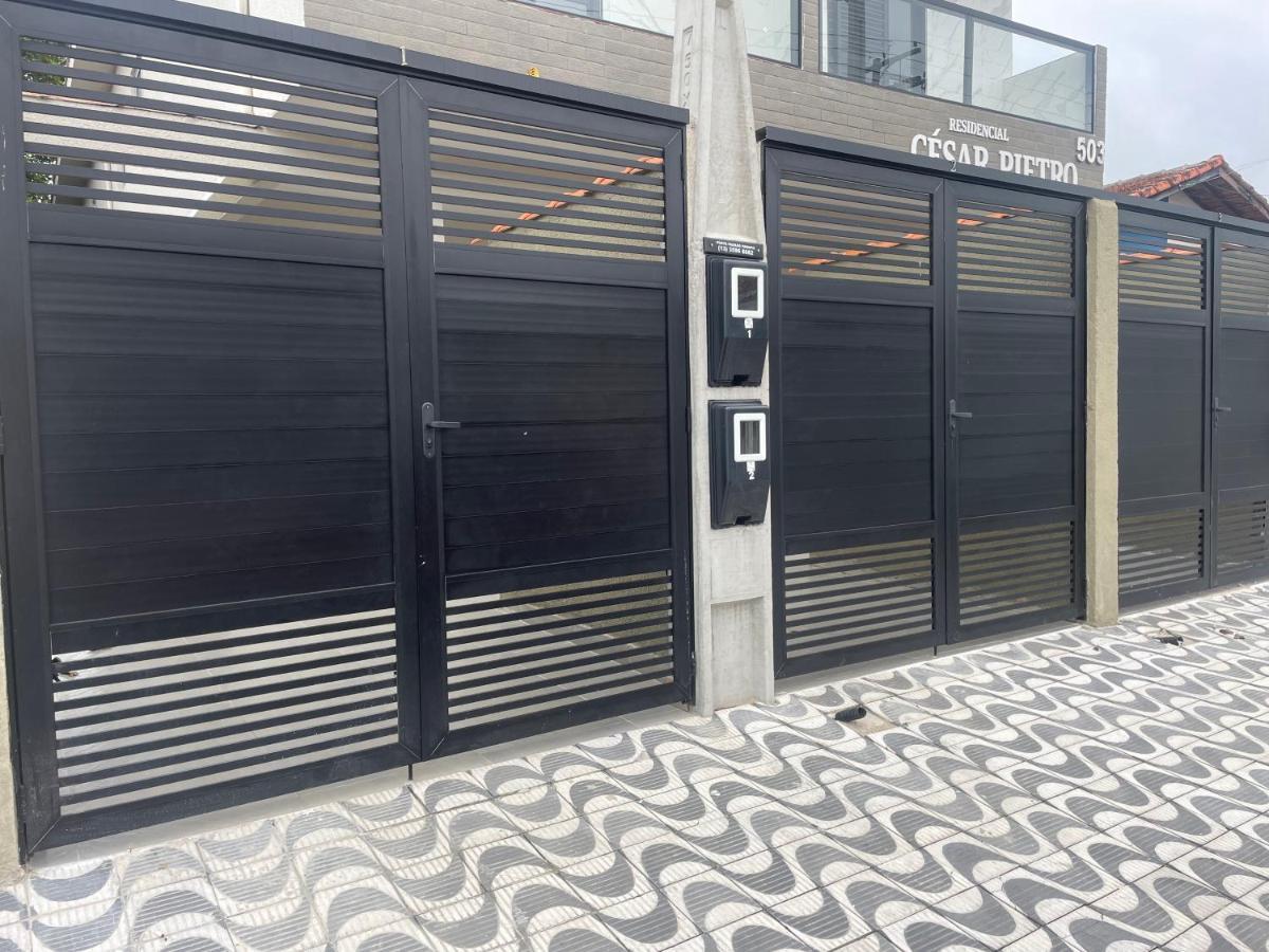 Casa Novinha - Praia Grande - Mirim - 3 Quadras Da Praia Wi-Fi Villa Dış mekan fotoğraf